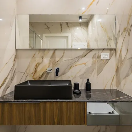 San Martino - Luxury By Design Club Collection * Bolonia